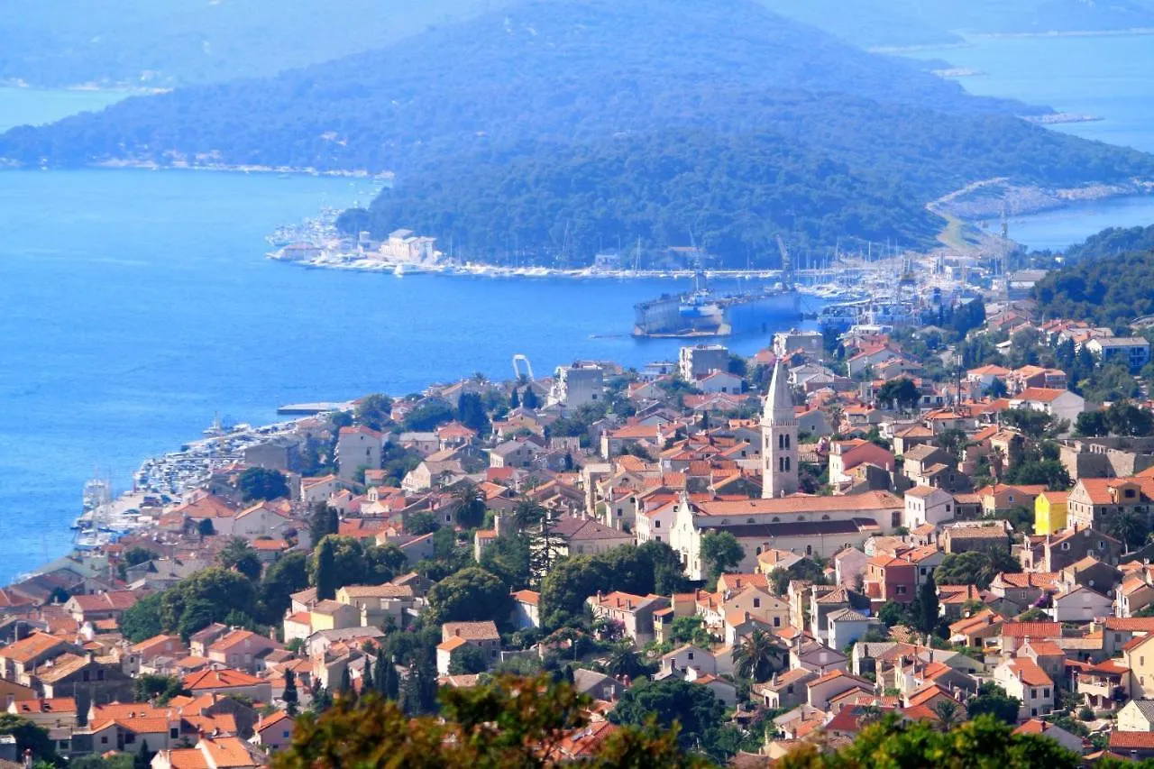 Apartments With A Parking Space Mali Losinj Croatia