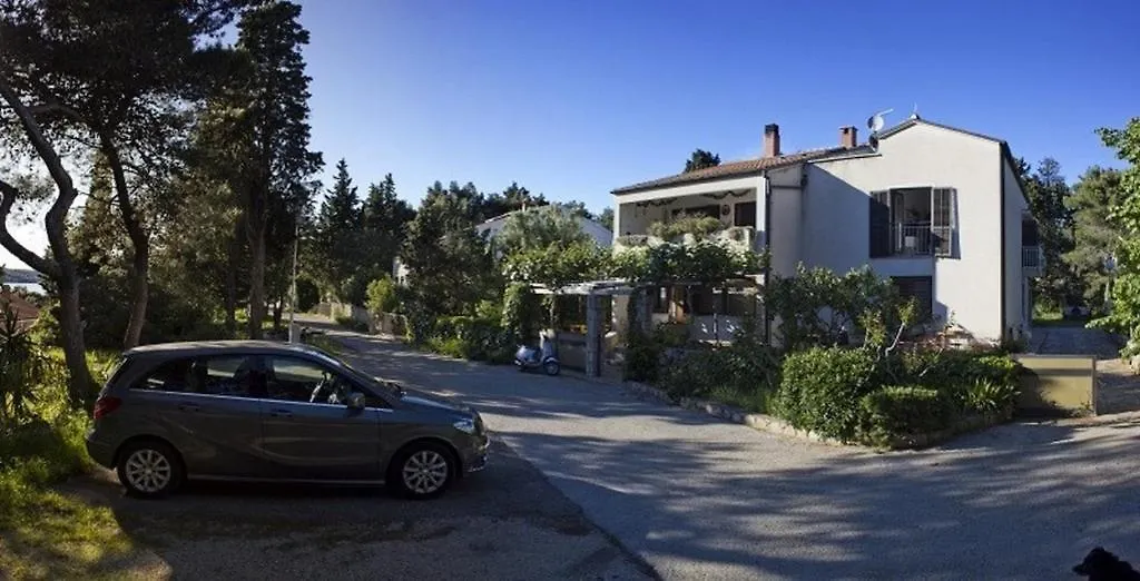 Apartments With A Parking Space Mali Losinj 0*,